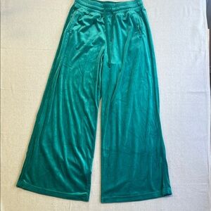 Offline by Aerie Velour Wide Leg Lounge Pants Women’s Medium Green